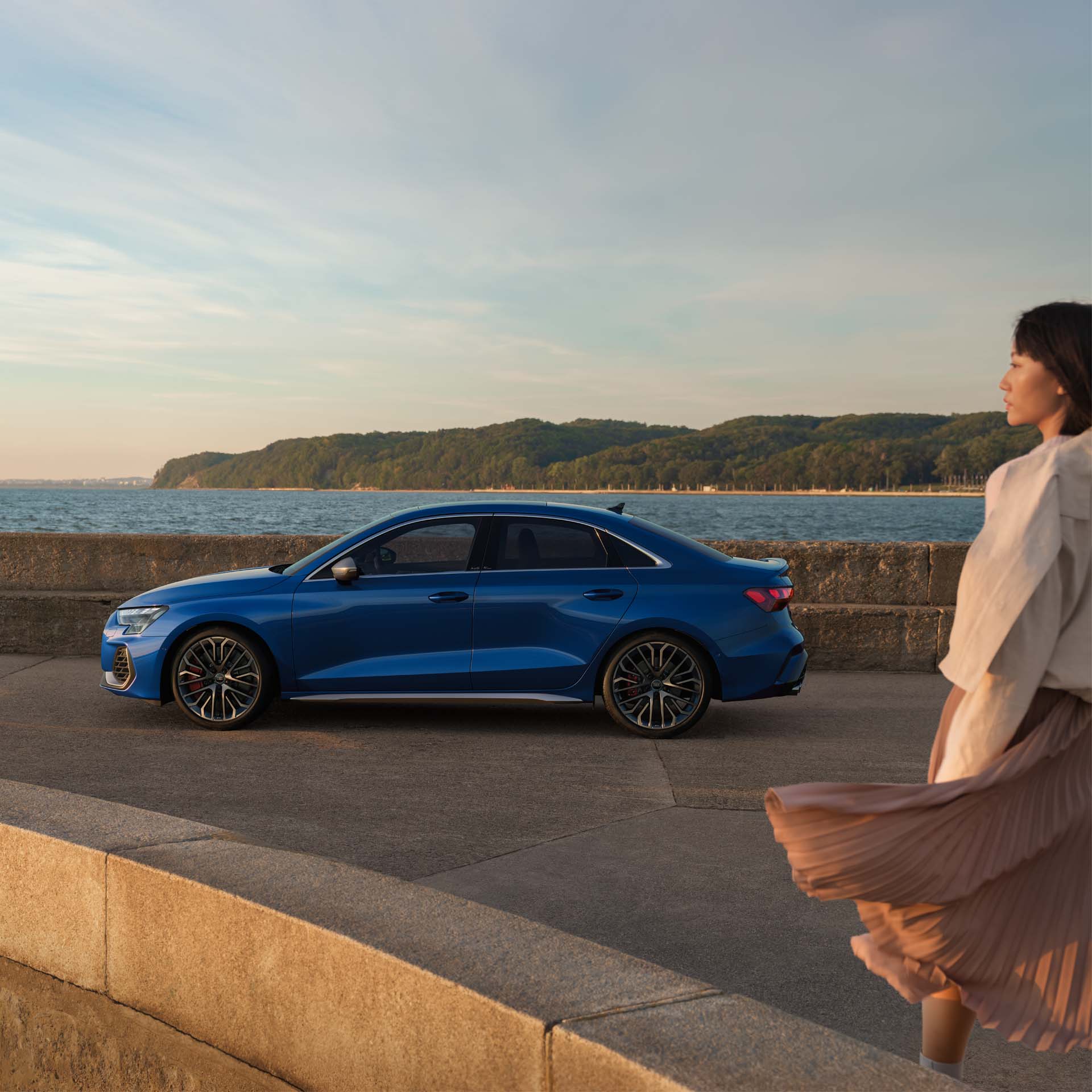 Stranski prikaz Audi S3 limuzine