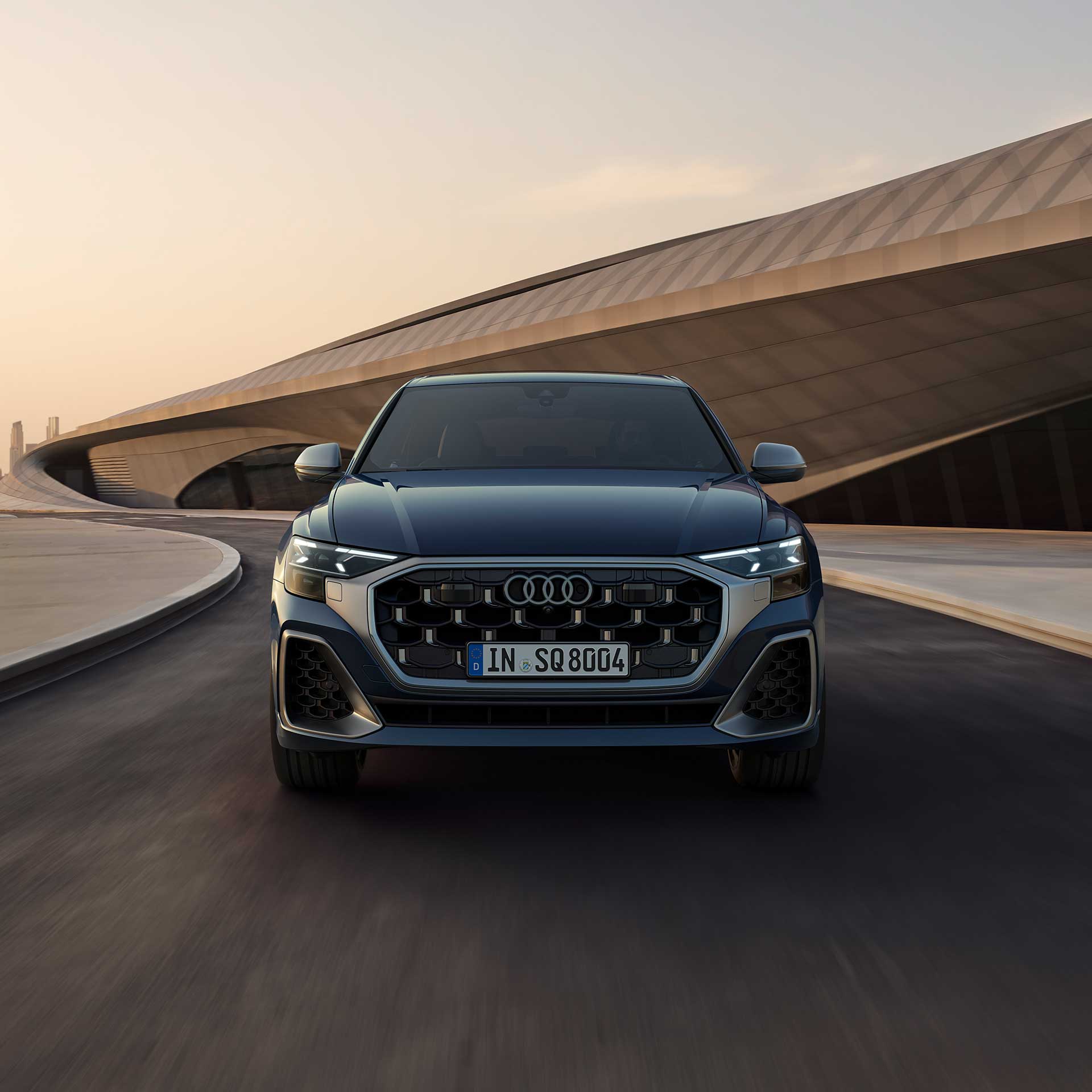 Frontansicht Audi SQ8 SUV 