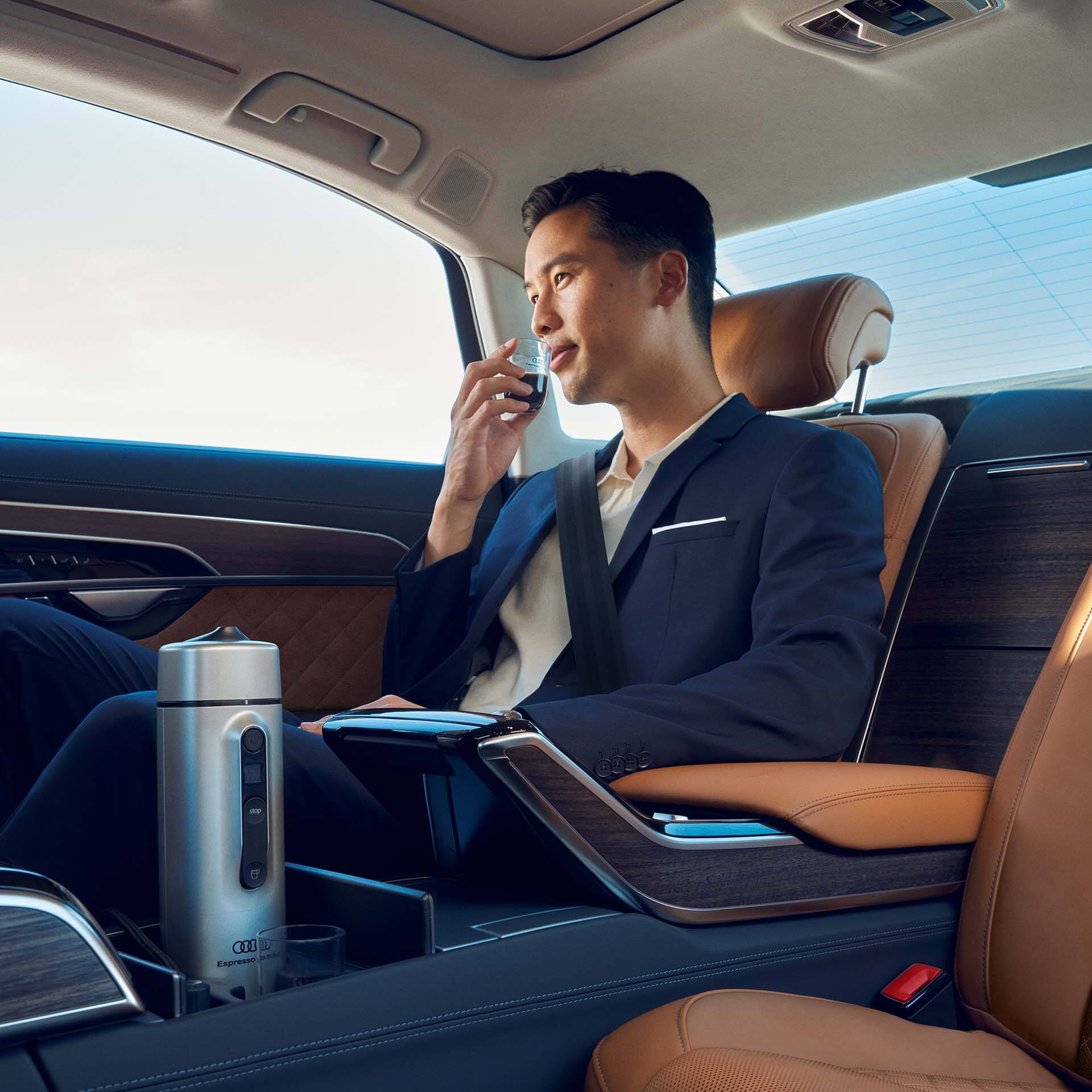Hintere Sitzreihe Audi A8 L