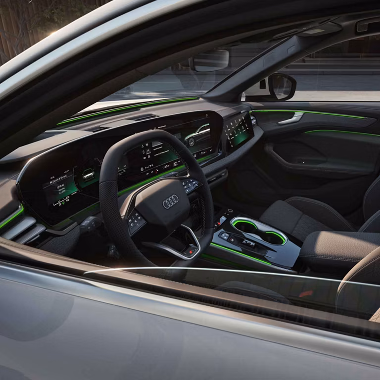 Horizontale Soft-Wrap Architektur vom Audi A6 Avant e-hybrid