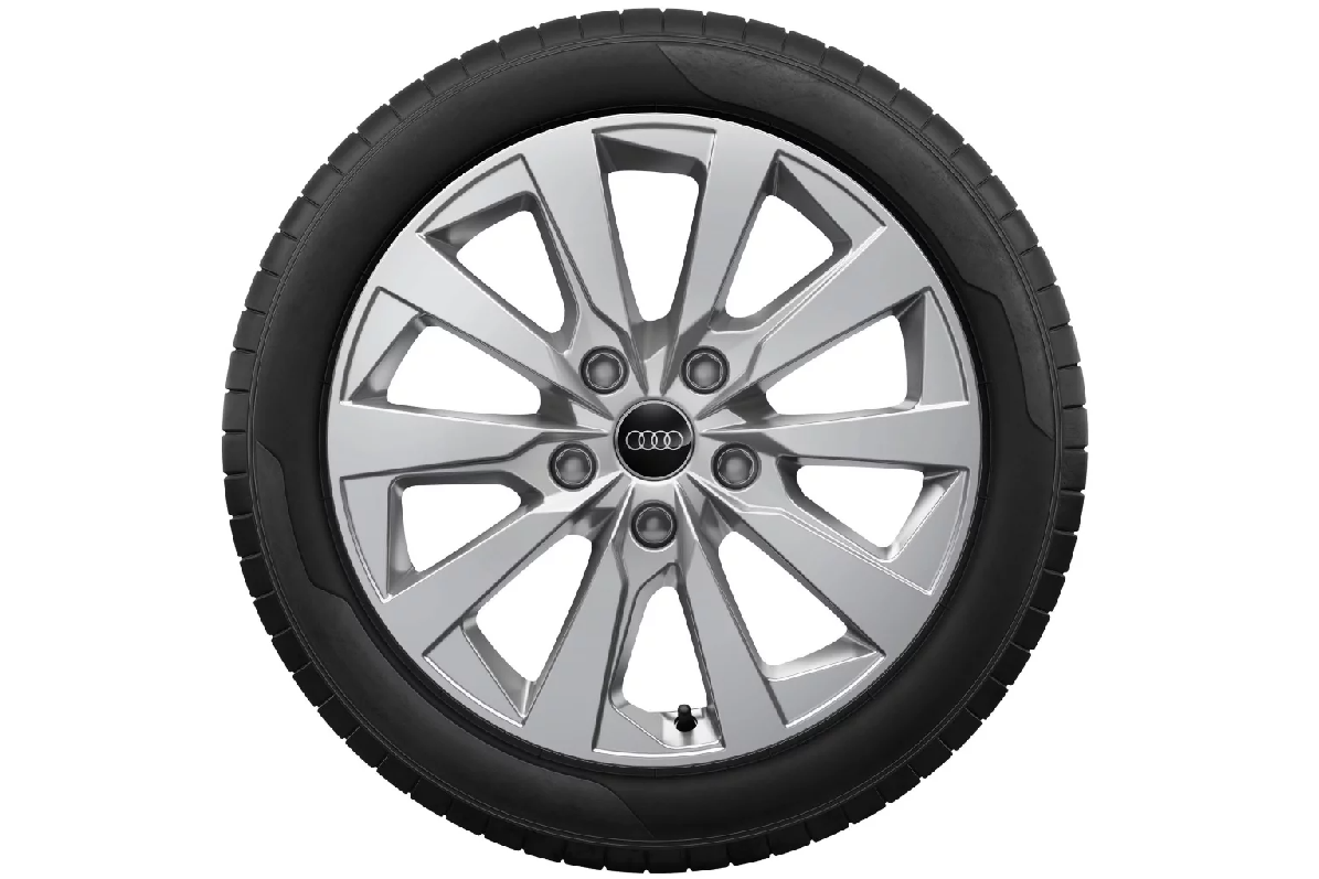Audi Q6 Winterkomplettrad 10-Speichen-Design Silber 18 Zoll