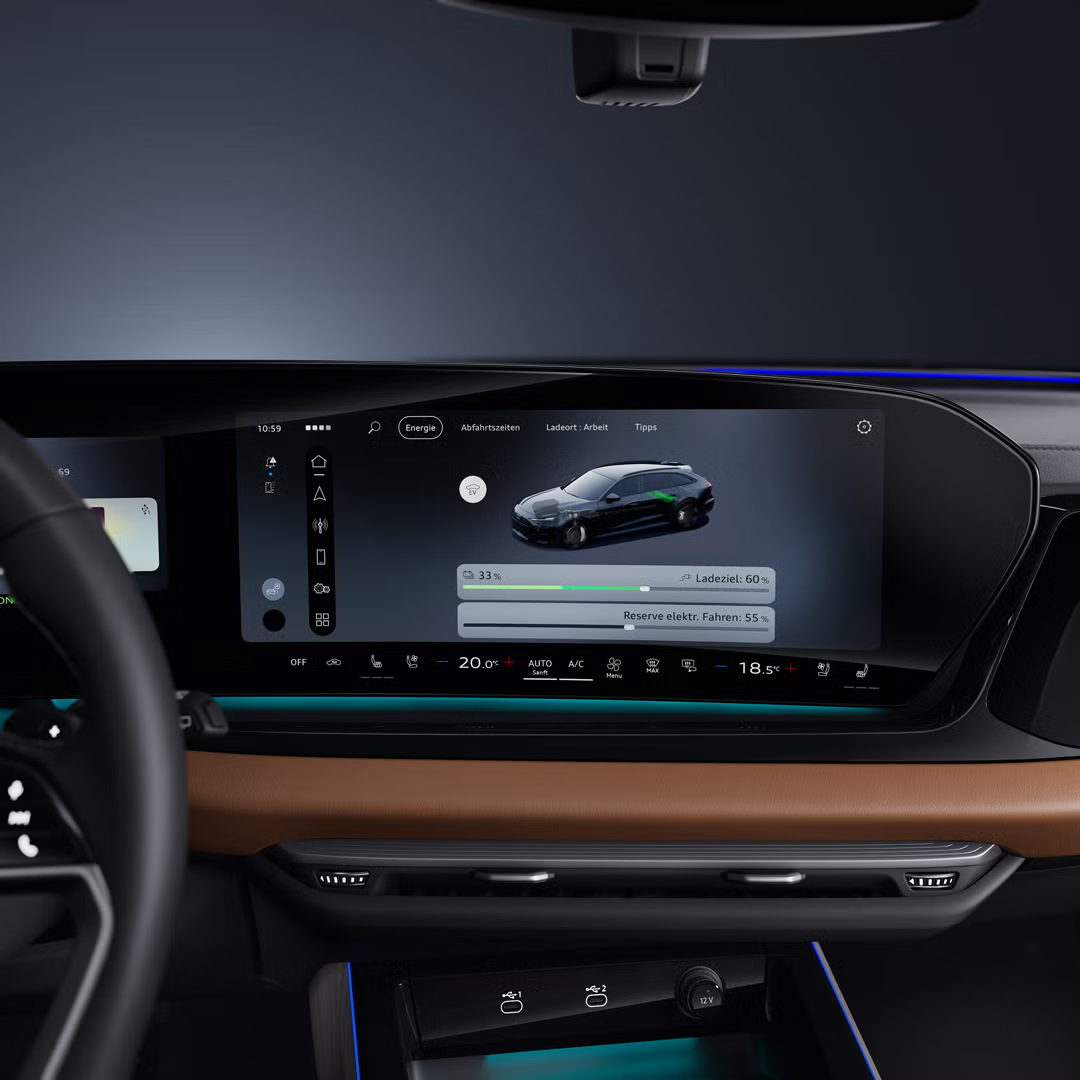 Približen prikaz MMI‑zaslona v modelu Audi A6 allroad e‑hybrid, z izpostavljenimi različnimi načini vožnje.