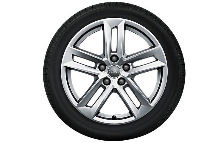 Abbild von einem silbernen Audi A4 Winterkomplettrad mit einem 5 Parallelspeichen Design